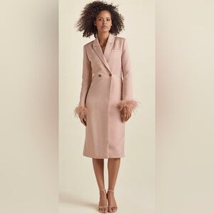 Feather Cuff Tuxedo Coat
Elegant Pink Peach Feather-Trimmed Coat